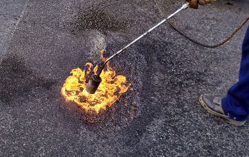 Cilycwm flat roofing repairs